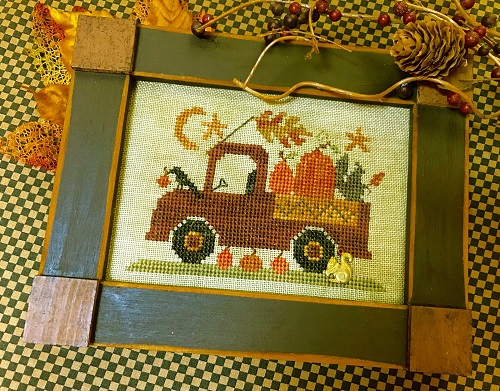 Pumpkin Pickin' Truck by Homespun Elegance