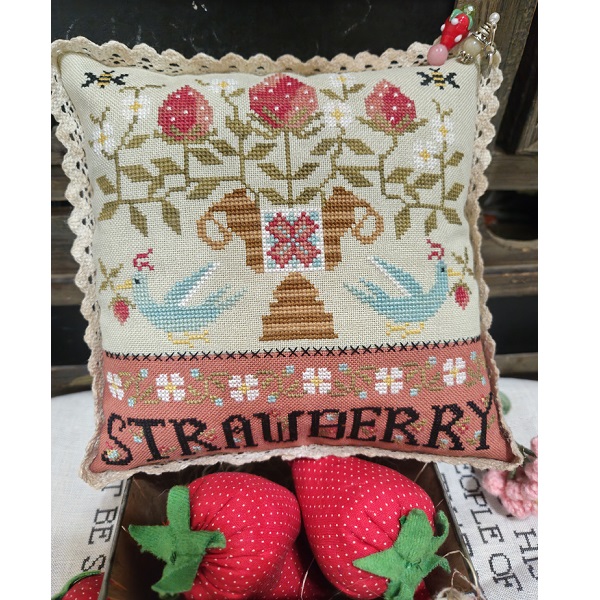 Strawberry Urn chart by Quaint Rose Needlearts - Nashville26