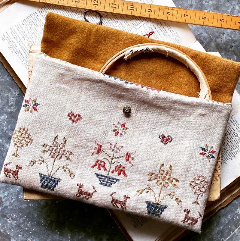 Caroline's Sampler Sewing Bag by Stacy Nash - Image 2