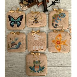 Quirky Critters 2026 book by Twin Peak Primitives