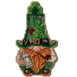 Jim Shore ~ Holiday Gnomes ~ Leprechaun with Stein