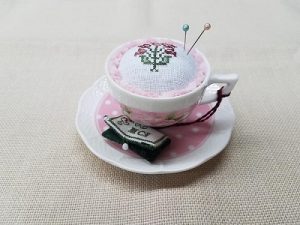 Teacup Pincushion & Needlebook (pink)