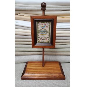 Picking Berries, Candlescreen kit by Olde Colonial Designs